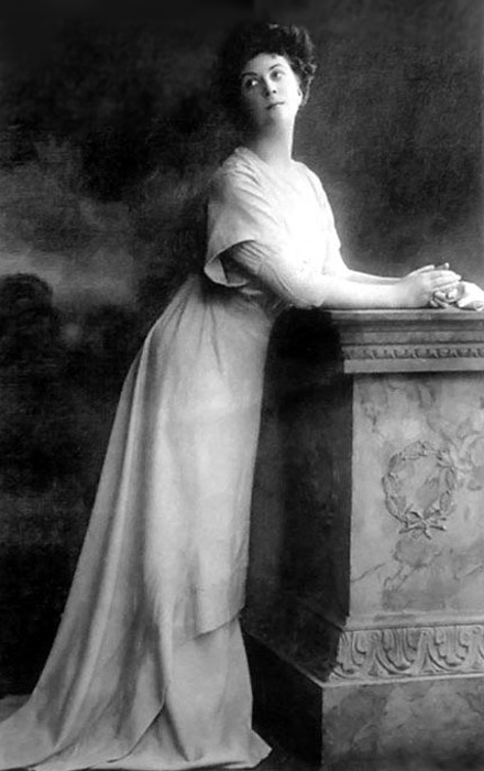 Александра Коллонтай 1891 год