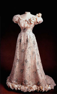 Платье вечернее из розового шифона